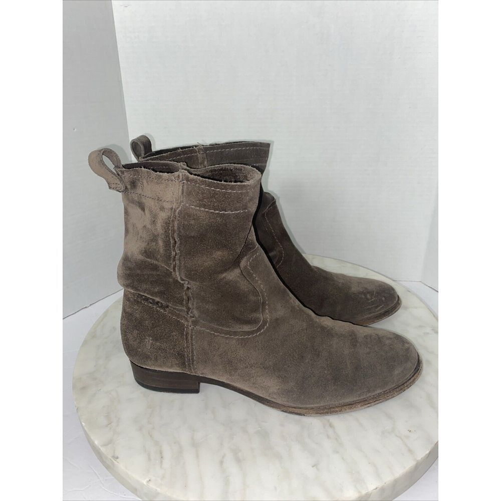 FRYE Women's Cara Suede Short Ankle Bootie Size 9.5B Slouch Greige Neutral Moto - Picture 3 of 12